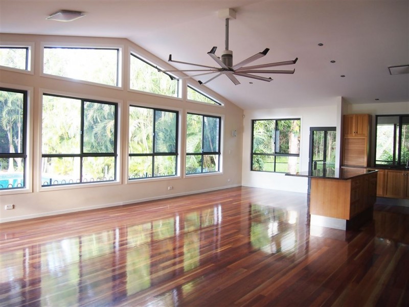 18 Lexton Street, Stretton QLD 4116