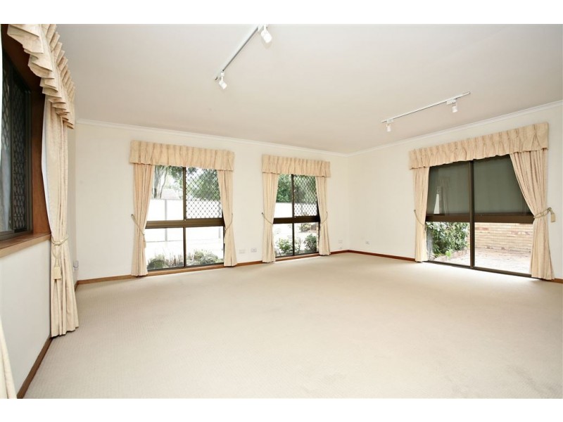 27 Lynelle Street, Sunnybank Hills QLD 4109