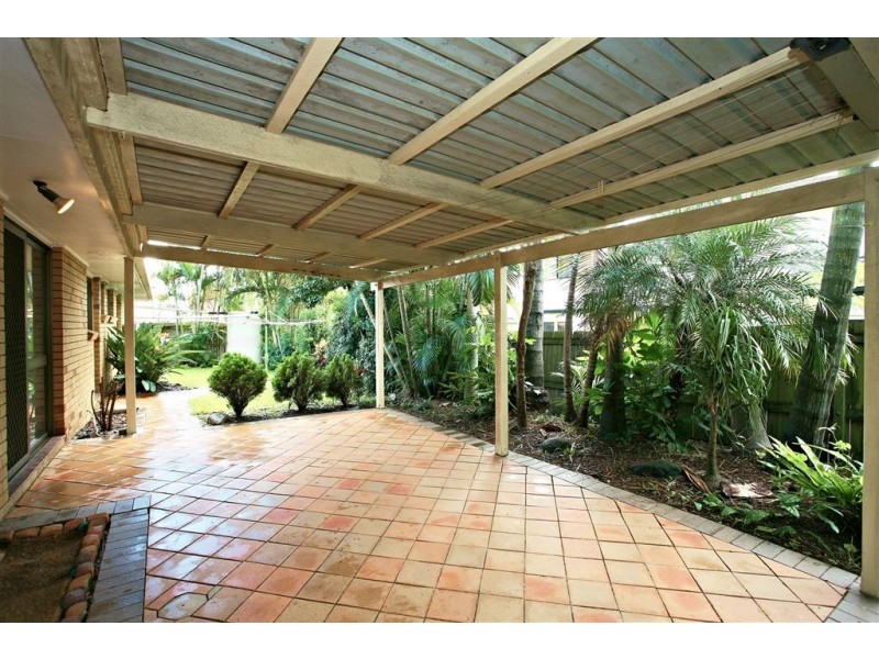 27 Lynelle Street, Sunnybank Hills QLD 4109