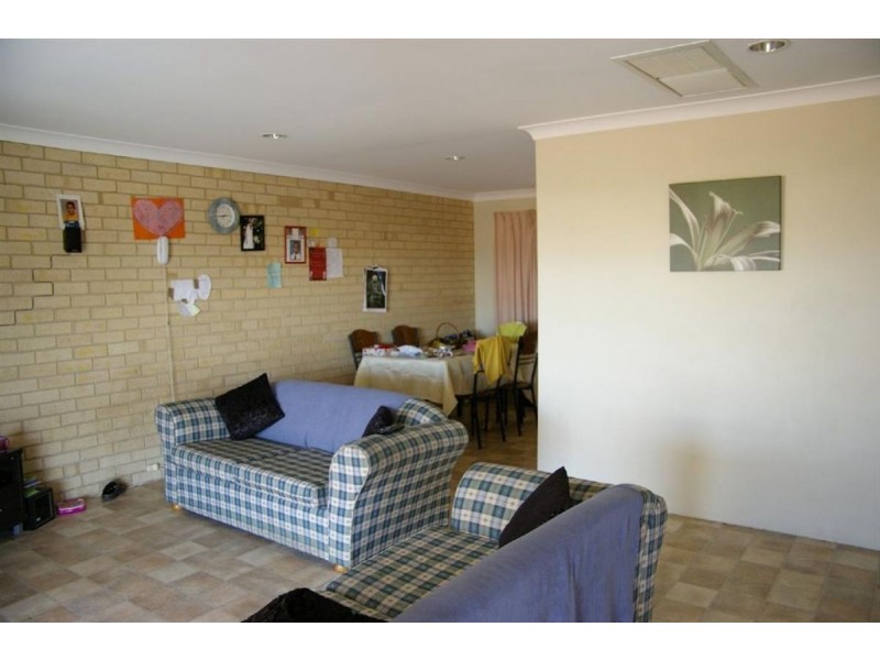 4/8 Eric Street, Geraldton WA 6530