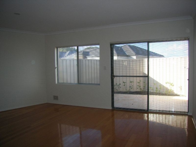 4/344 Carrington Street, Hamilton Hill WA 6163