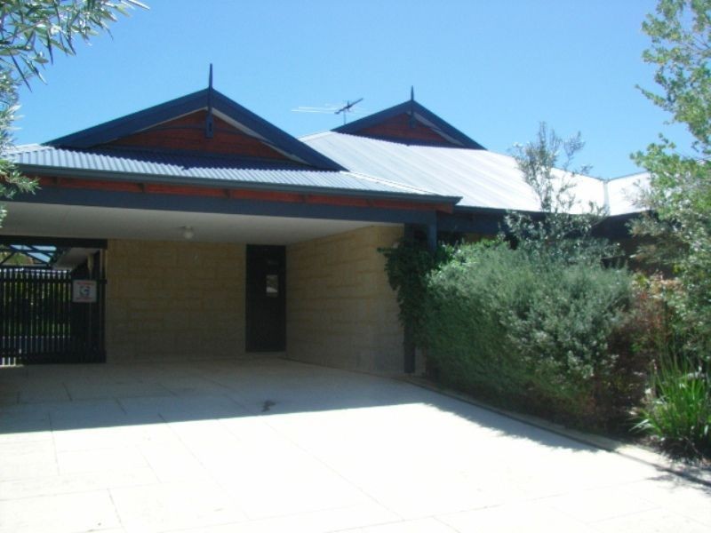 57 Shallcross Road, Yangebup WA 6164