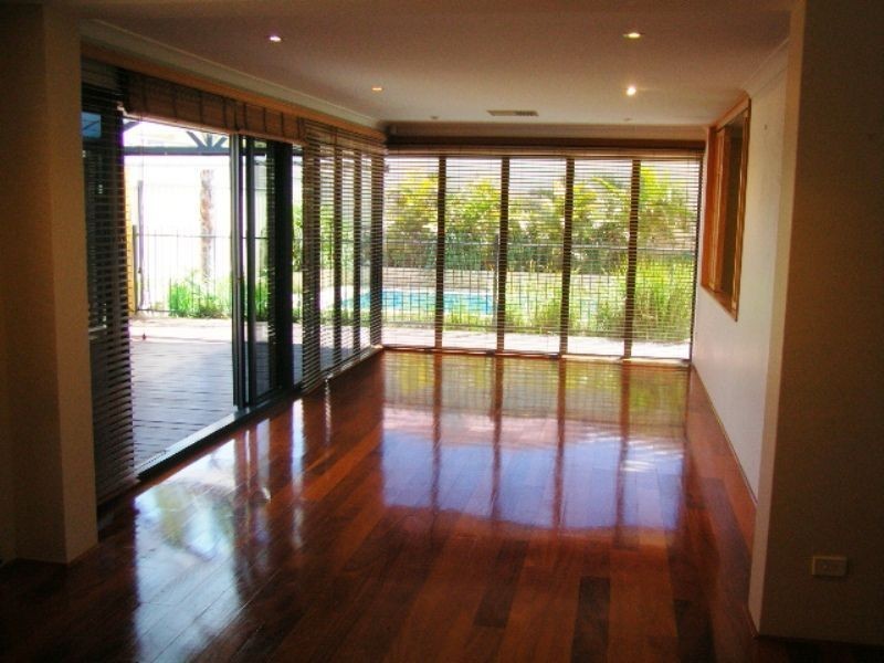 57 Shallcross Road, Yangebup WA 6164