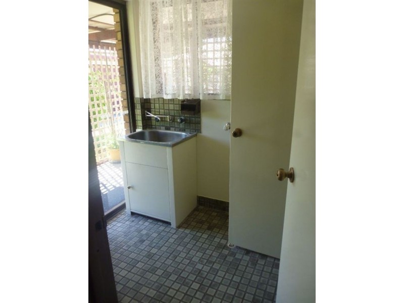 4 Seawind Drive, Silver Sands WA 6210