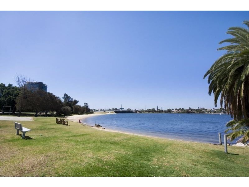 204/1 The Esplanade, Mount Pleasant WA 6153