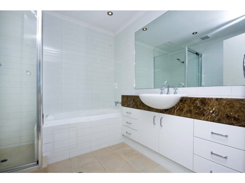 204/1 The Esplanade, Mount Pleasant WA 6153