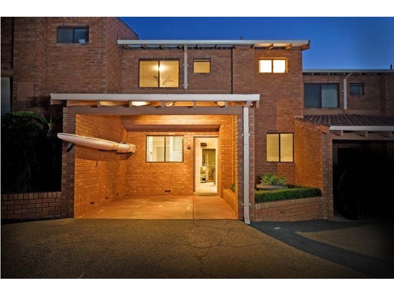 13/8-10 Swan Road, Attadale WA 6156