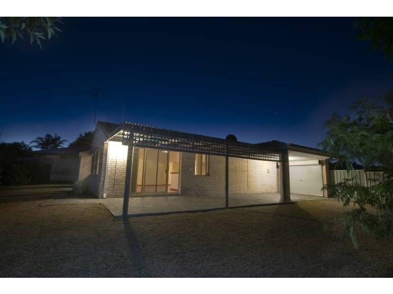 13 Firestone Place, Meadow Springs WA 6210
