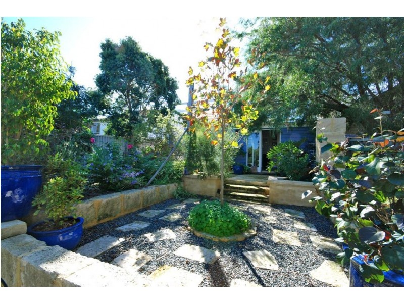 47 Hope Street, White Gum Valley WA 6162