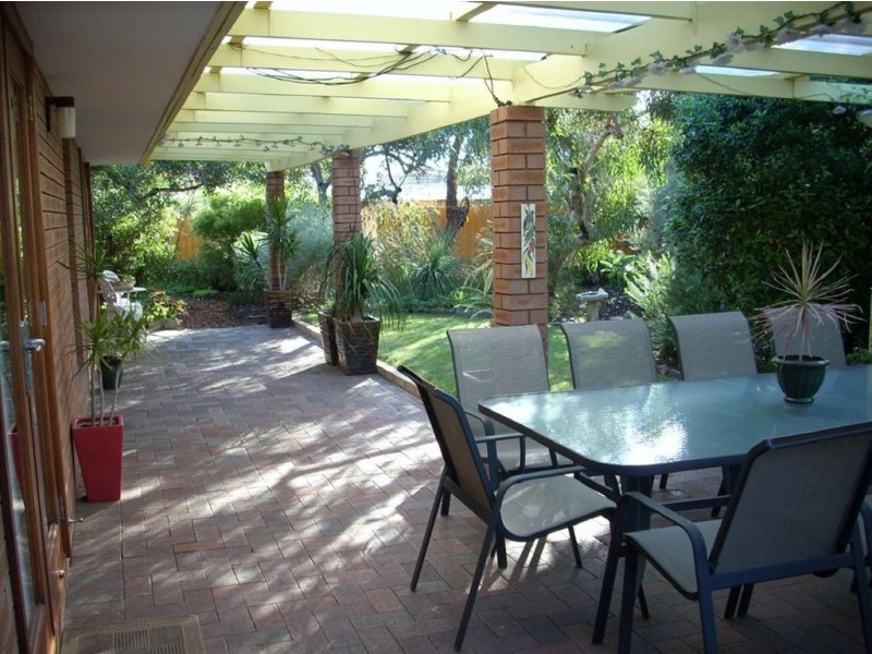 60a Fifth Street, Bicton WA 6157