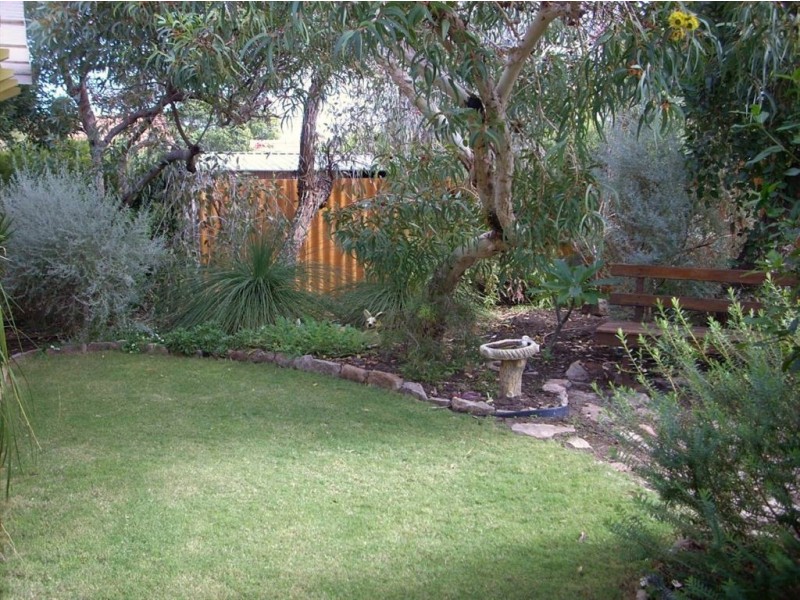 60a Fifth Street, Bicton WA 6157