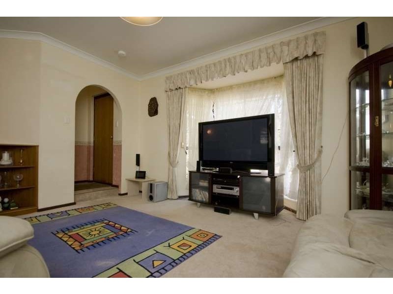 578 Safety Bay Road, Waikiki WA 6169