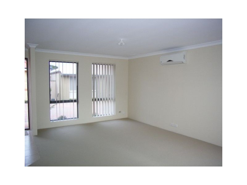 6/59-71 Little John Road, Armadale WA 6112