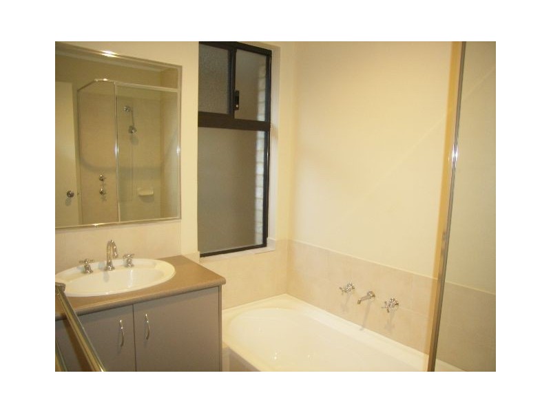 6/59-71 Little John Road, Armadale WA 6112