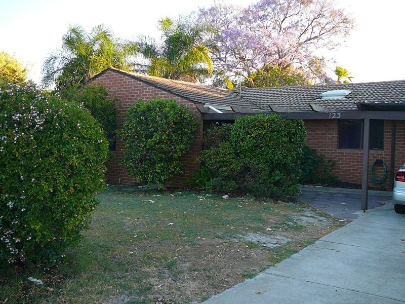123 Burrendah Boulevard, Willetton WA 6155