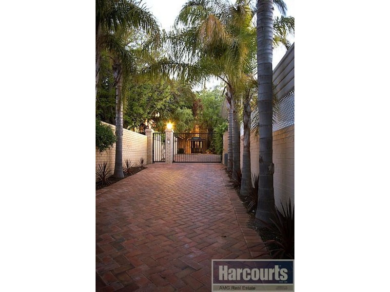 4a Beach Street, Bicton WA 6157