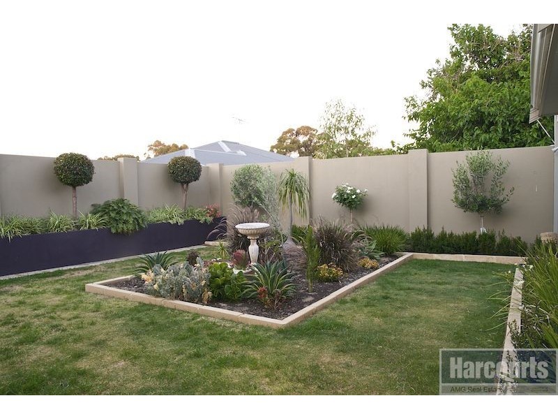 2/51 Zenobia Street, Palmyra WA 6157