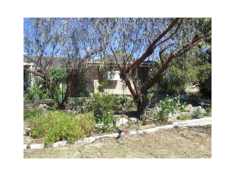 11 Ratcliffe Road, Booragoon WA 6154