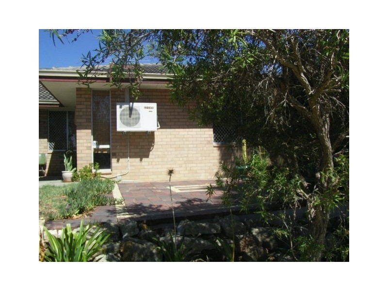 11 Ratcliffe Road, Booragoon WA 6154