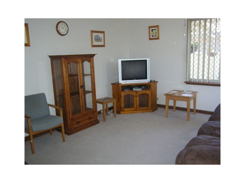 11 Ratcliffe Road, Booragoon WA 6154