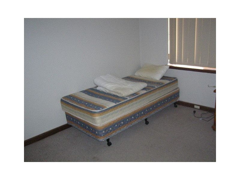 11 Ratcliffe Road, Booragoon WA 6154