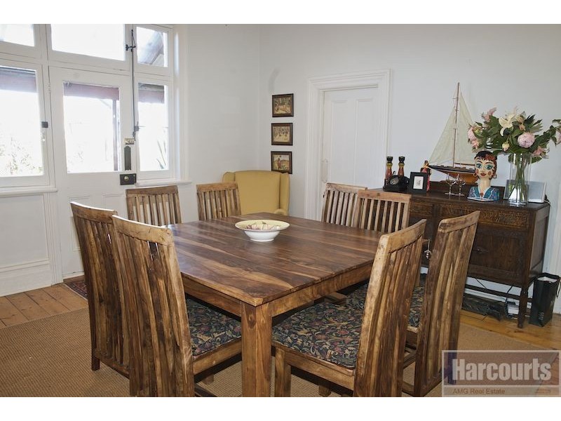 13 South Street, South Fremantle WA 6162