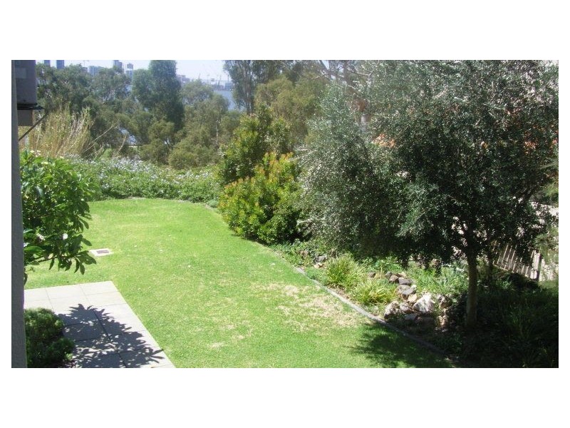 2E/9 Parker Street, South Perth WA 6151