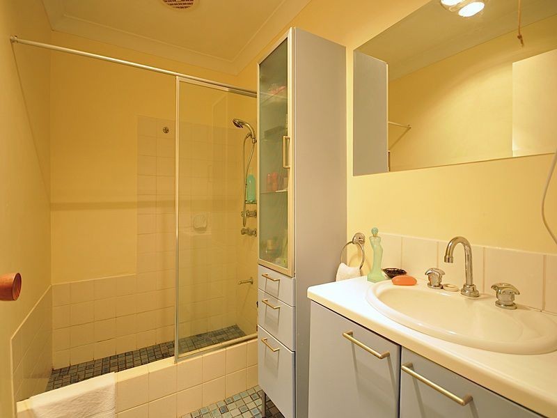 6/4 Harris Street, Palmyra WA 6157