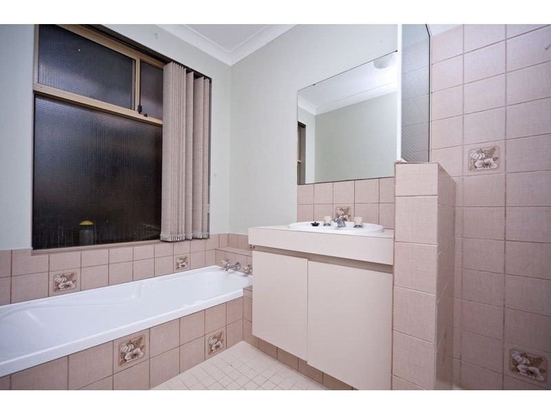 2/44 Sleat Road, Mount Pleasant WA 6153