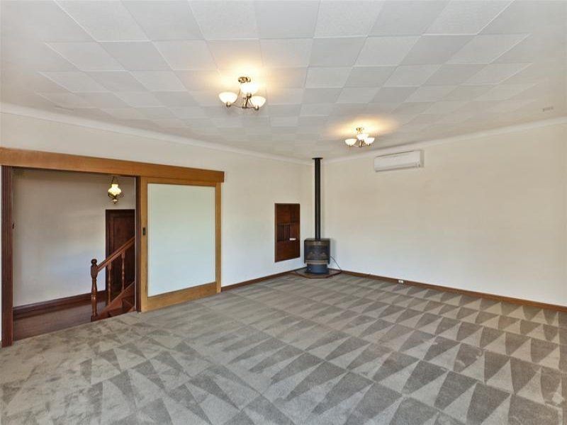 1/9 Kitchener Road, Melville WA 6156