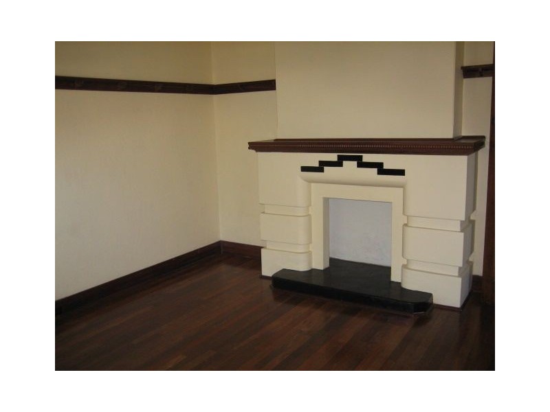 1/9 Kitchener Road, Melville WA 6156