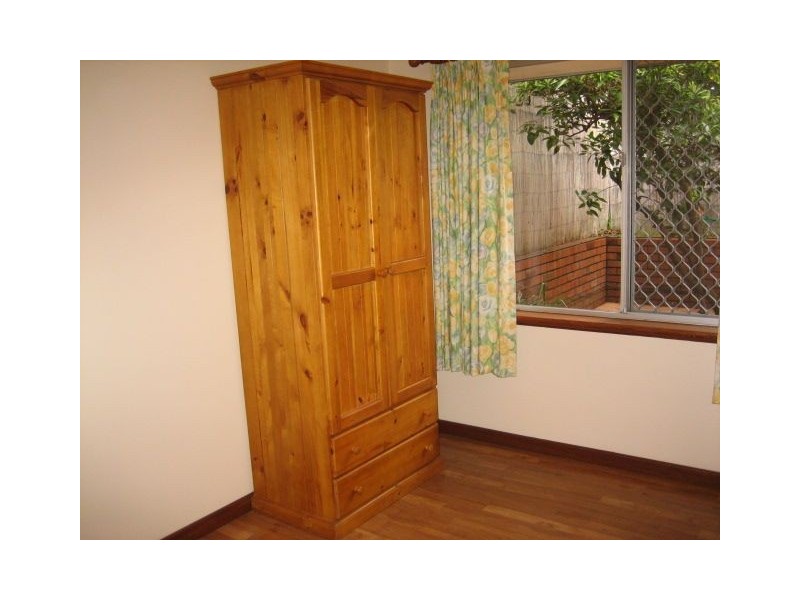 2/2 Malsbury Street, Bicton WA 6157