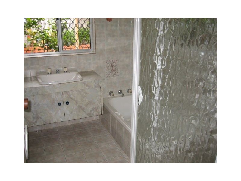 2/2 Malsbury Street, Bicton WA 6157