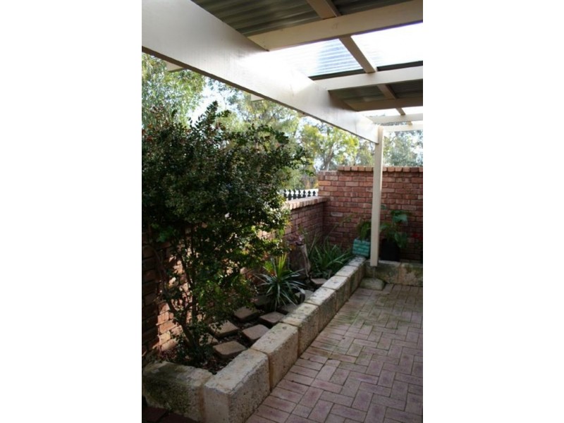 6/121 Hayes Road, Yokine WA 6060