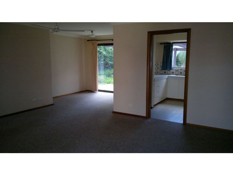 4/9 Kitchener Road, Melville WA 6156