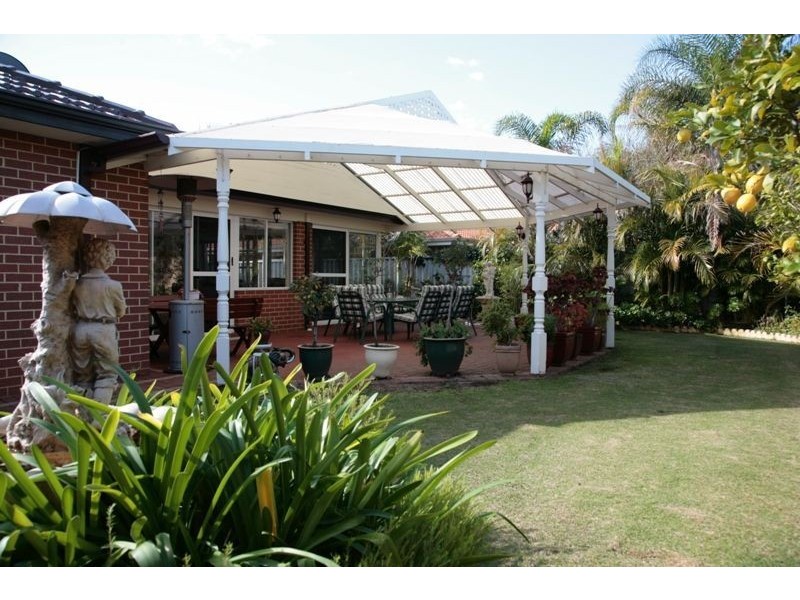 8 Hawkesbury Retreat, Atwell WA 6164