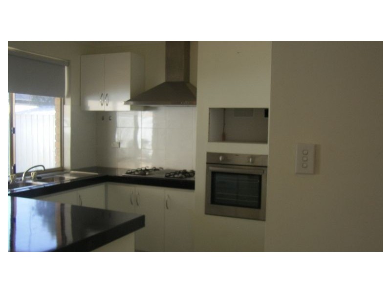 2/7 First Street, Bicton WA 6157