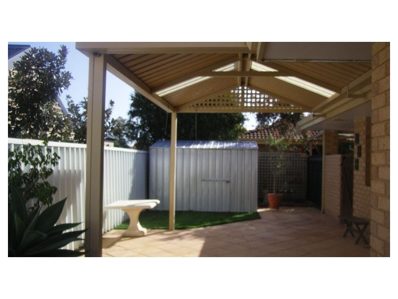 2/7 First Street, Bicton WA 6157