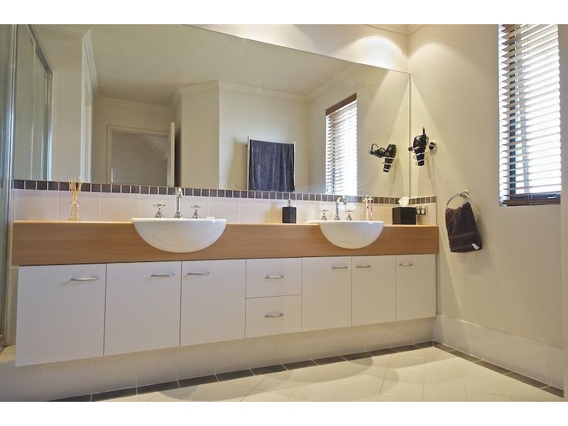 1c Henley Place, Attadale WA 6156