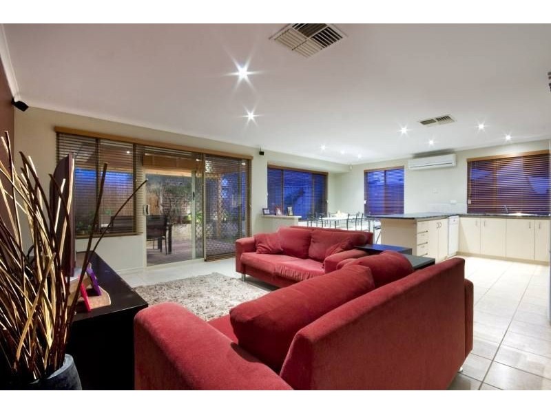 6a Fenton Place, Myaree WA 6154