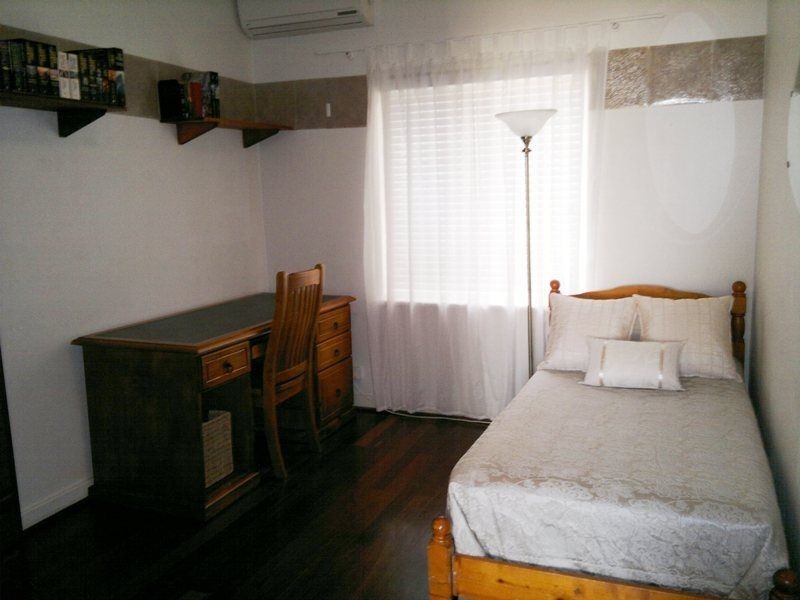 2 Perkins Road, Melville WA 6156