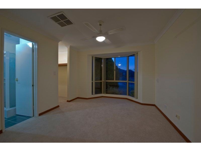 13 Firestone Place, Meadow Springs WA 6210
