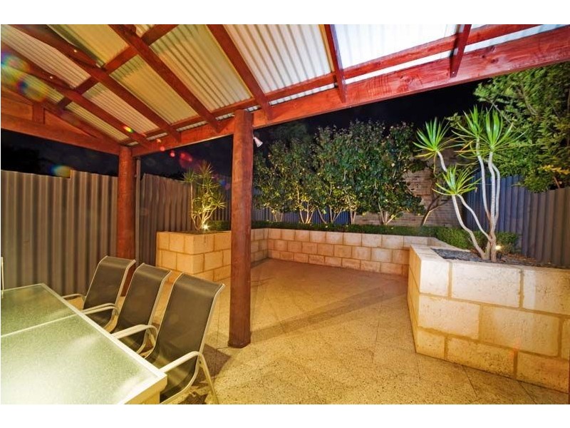 13/8-10 Swan Rd, Attadale WA 6156