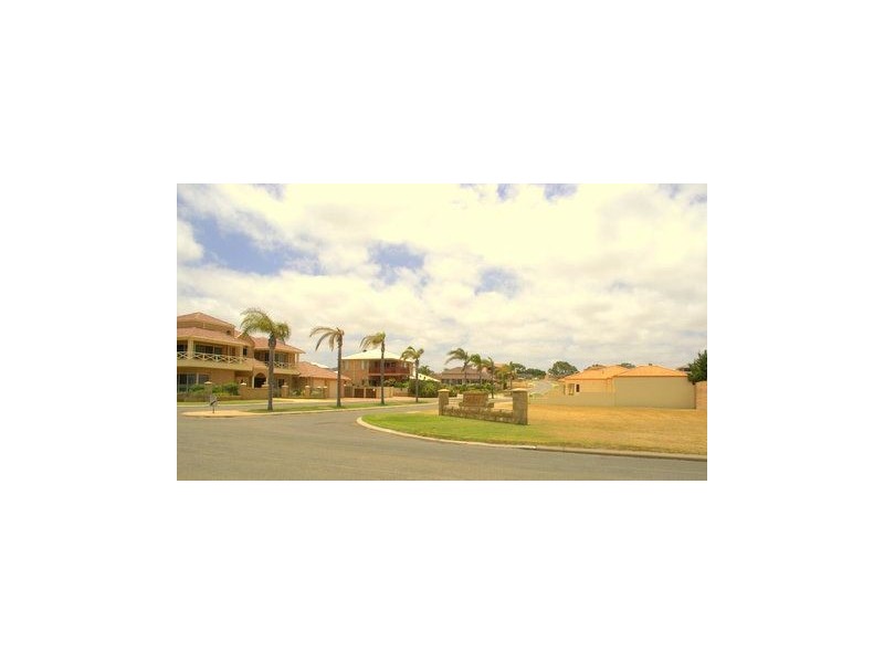 2 Champion Bay Rise, Bluff Point WA 6530