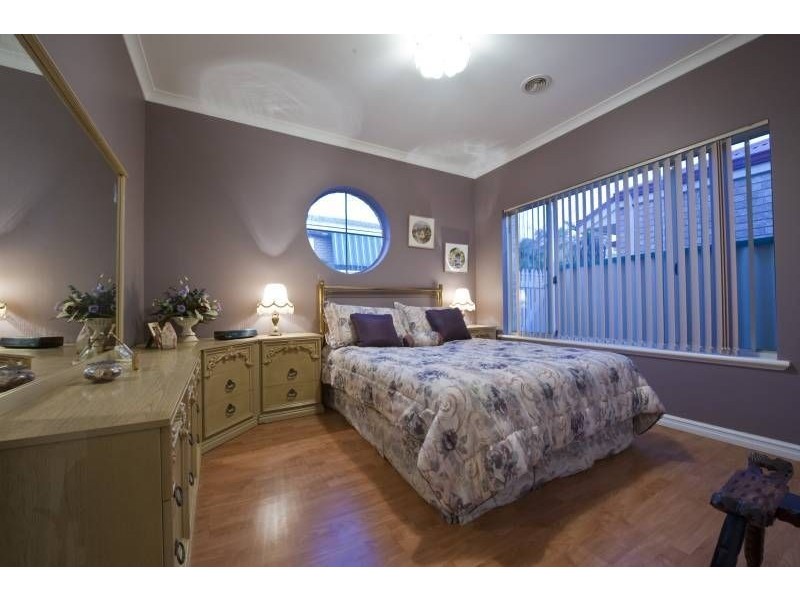 2/15 Kanimbla Street, Bicton WA 6157