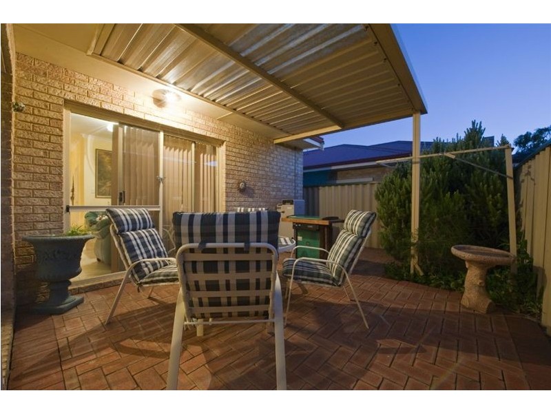 2/15 Kanimbla Street, Bicton WA 6157