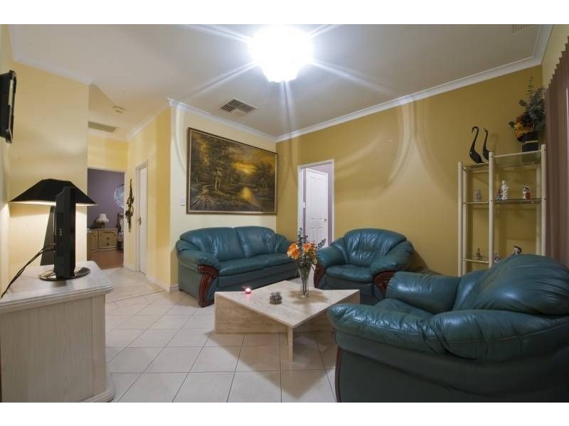 2/15 Kanimbla Street, Bicton WA 6157