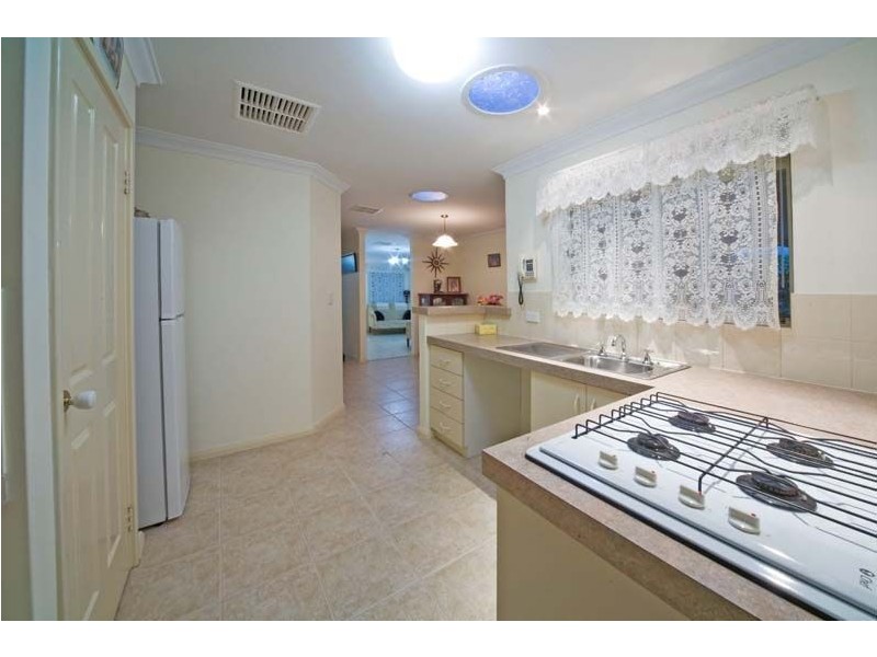 4/12 Kanimbla Street, Bicton WA 6157