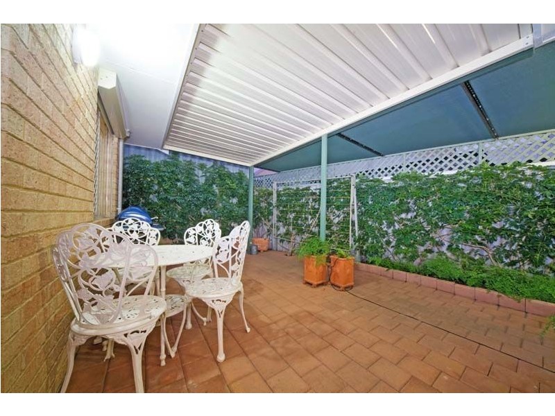 4/12 Kanimbla Street, Bicton WA 6157