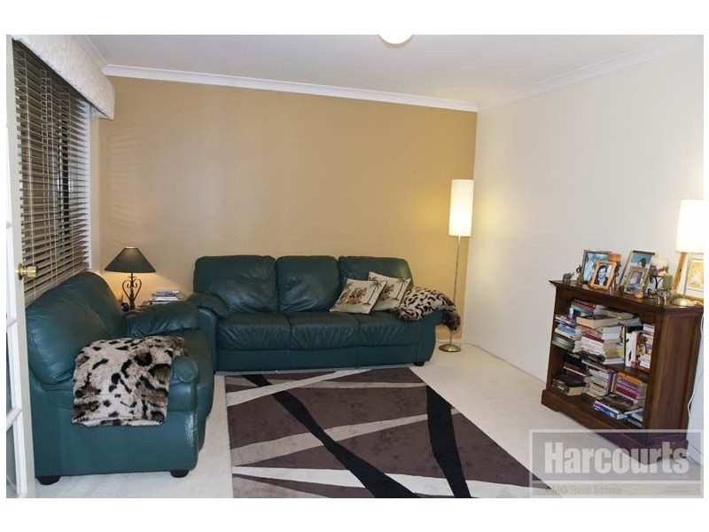 13 Truslove Close, Willagee WA 6156
